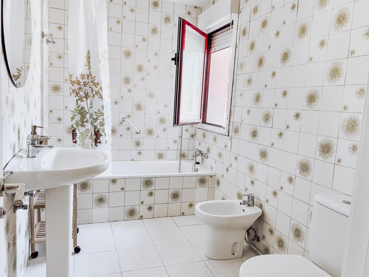 منزل الضيف يانس  في Bella Kalma, Acogedora Casa Con Parking, Jardin Y Wifi المظهر الخارجي الصورة
